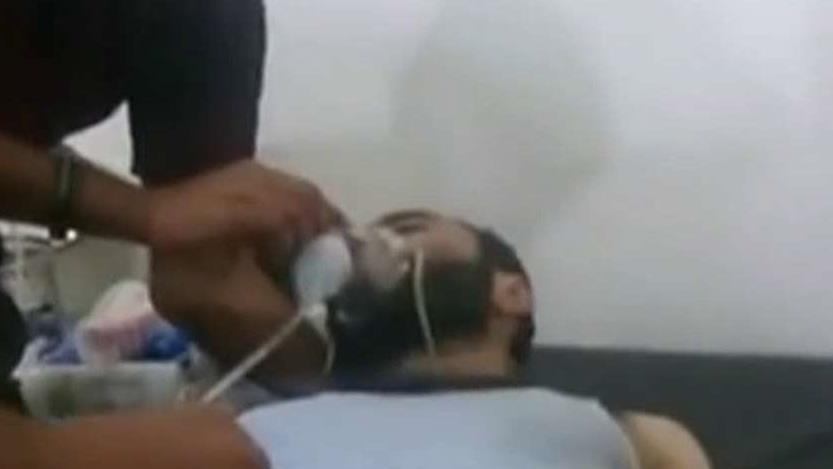 Helicopter drops toxic gas in Syria town