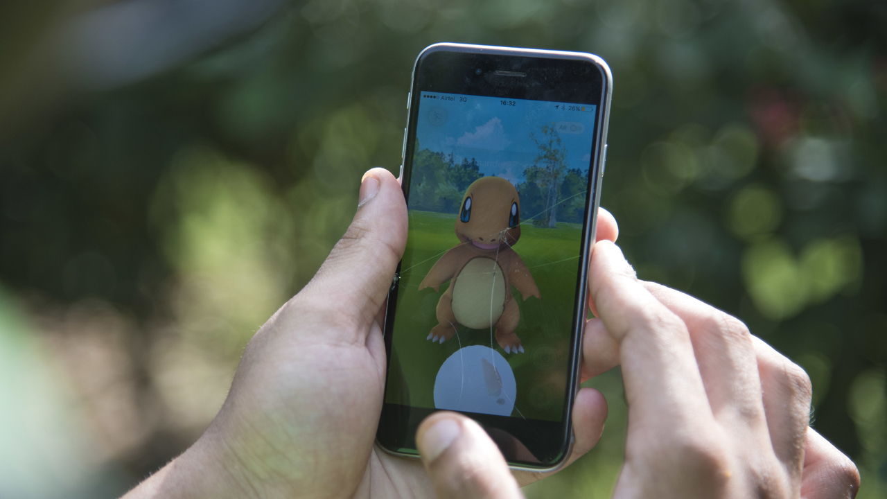 Man sues Pokemon GO after players trespass in his backyard