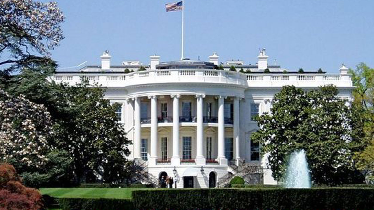 Gedung Putih bersikap defensif atas pembayaran Iran