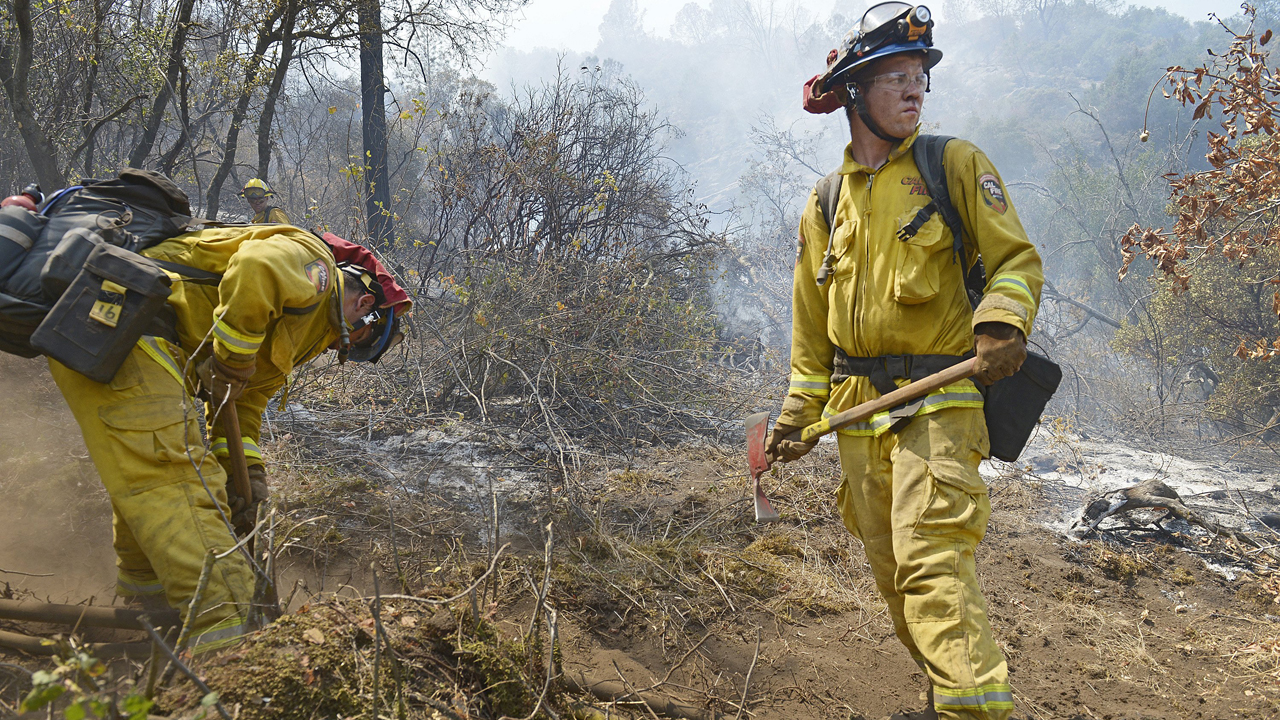 Firefighters Battle Devastating Wildfires In California | Fox News Video