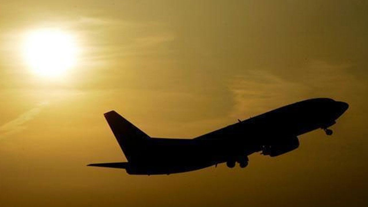 Airline passengers get ready for 'Cheap Flight Day'