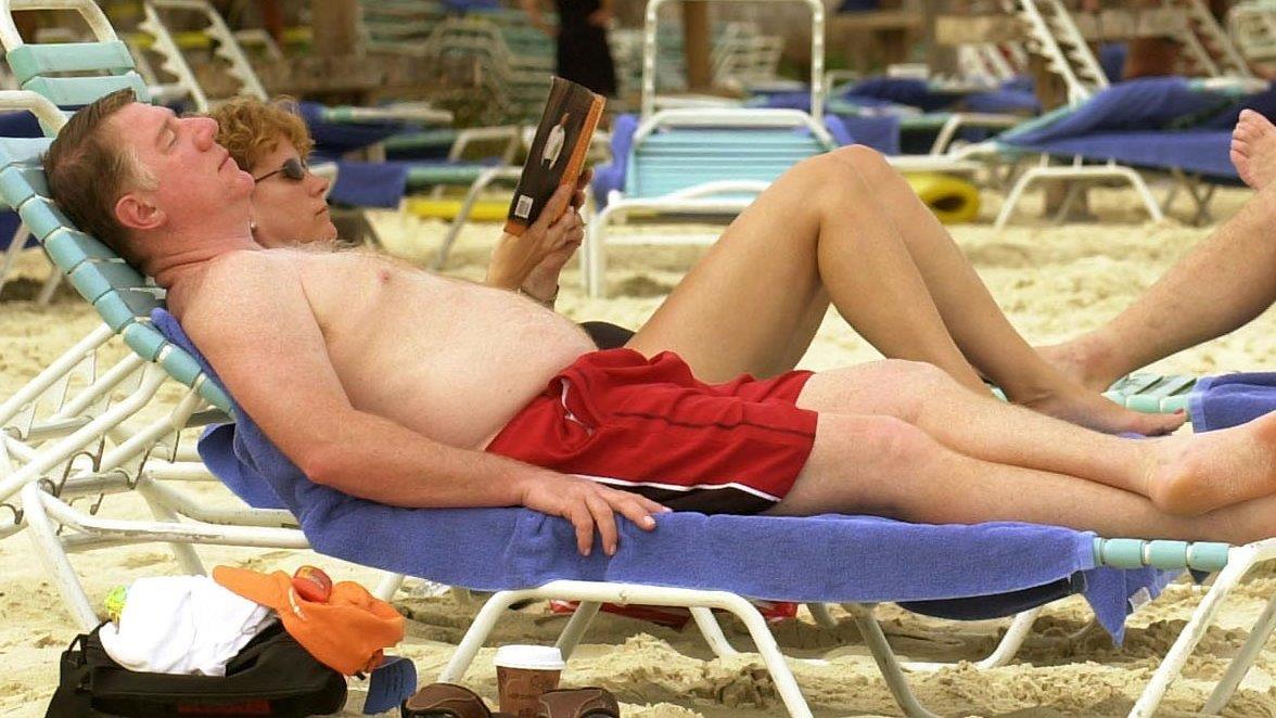 Karyawan nirlaba mendapat bonus karena menggunakan seluruh waktu liburan