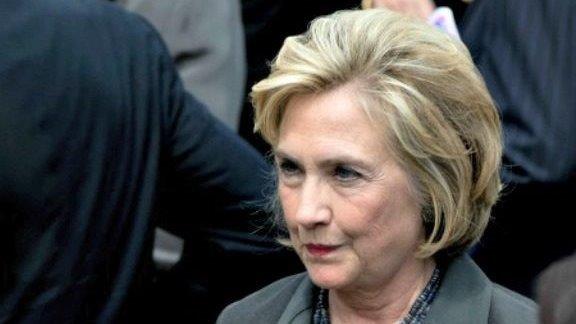 FBI discovers more than 15,000 new Clinton emails