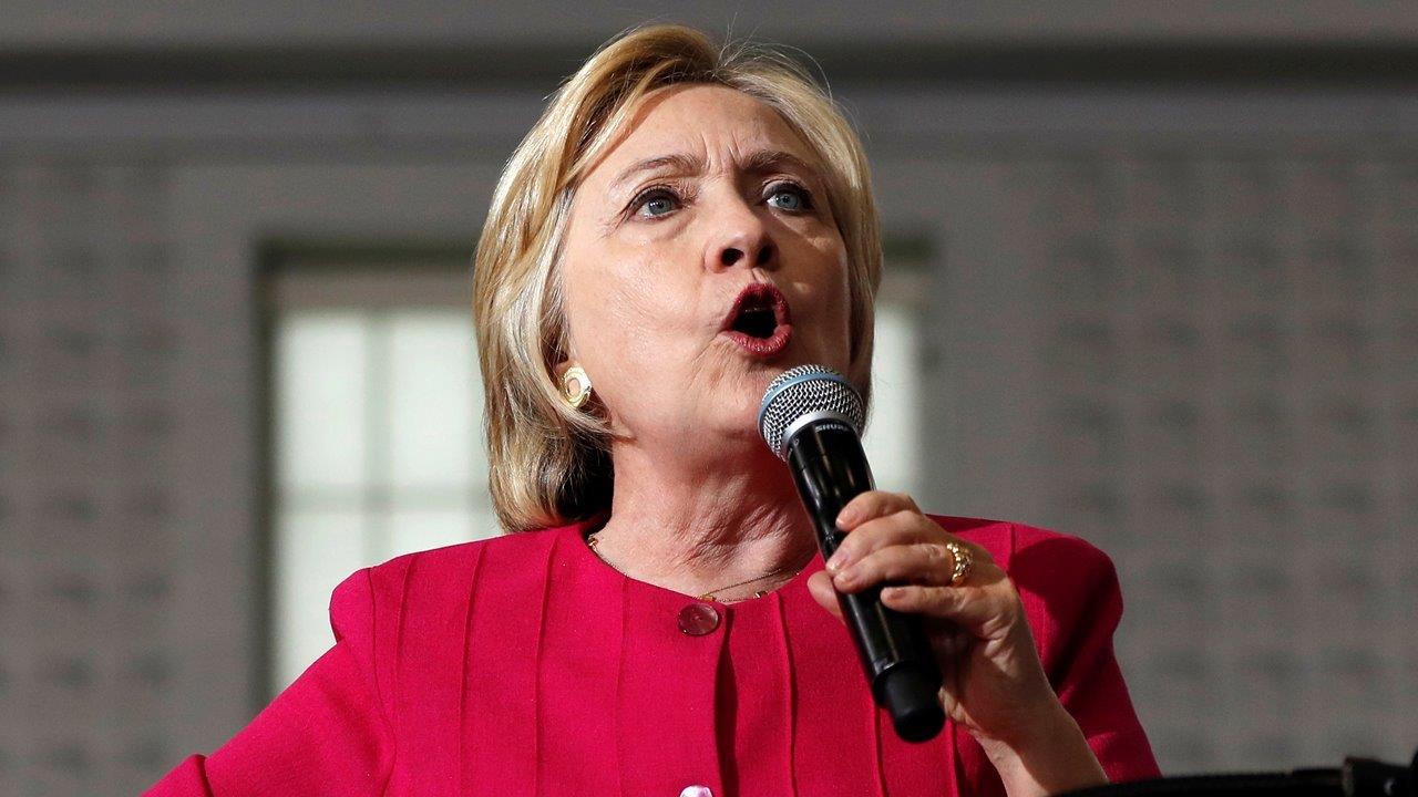 Clinton campaign defends donor meetings with State Dept.