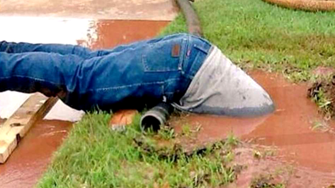 Plumber's dedication to dirty job goes viral | Fox News Video