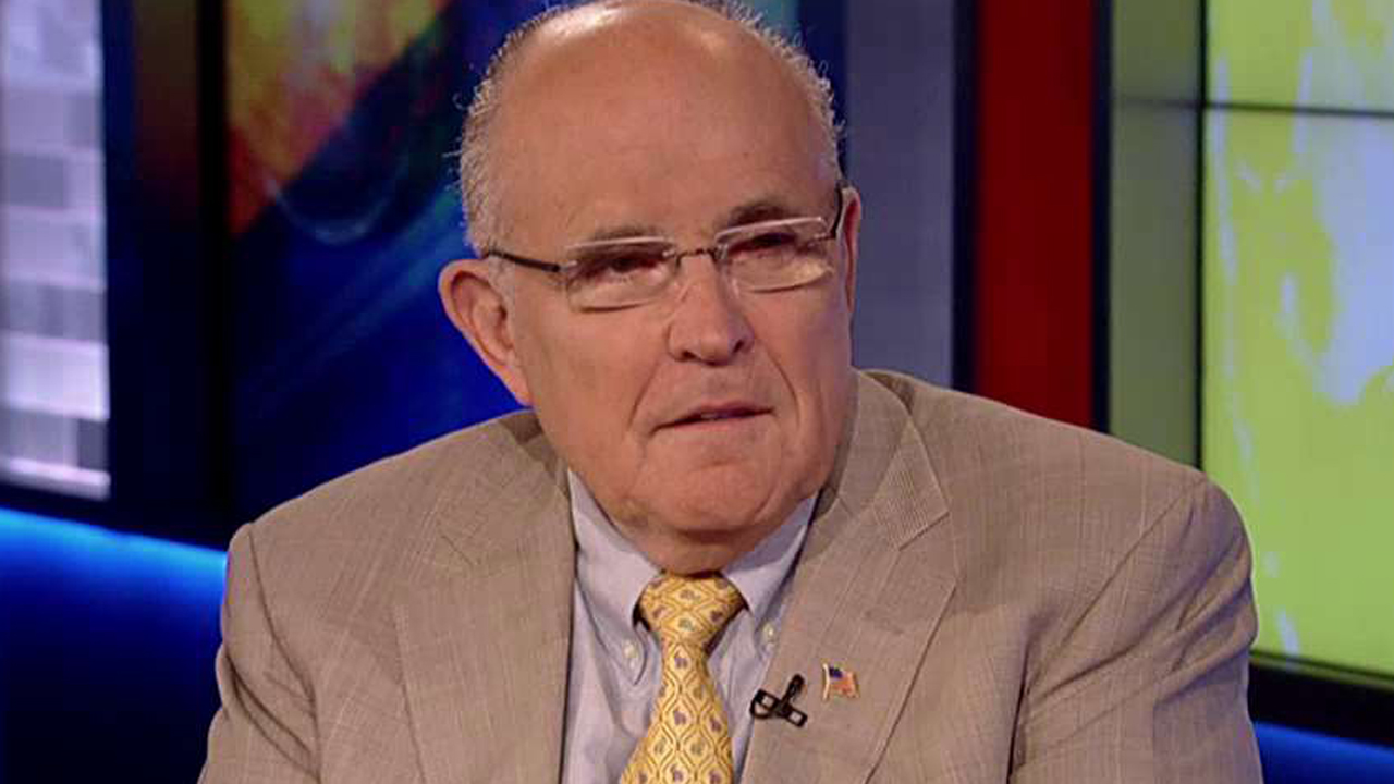 Giuliani makes predictions about the presidential debates