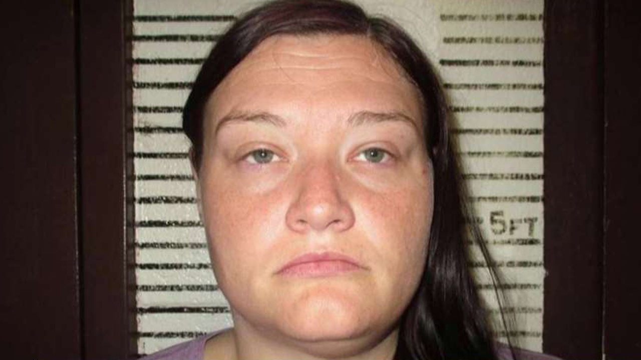 Mom accused of shooting man inside teen daughter's bedroom