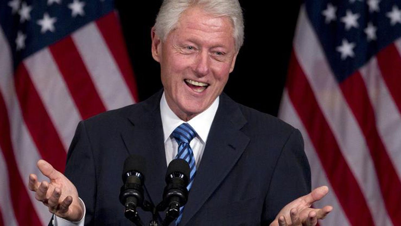 Bill Clinton accused of using tax dollars on private server