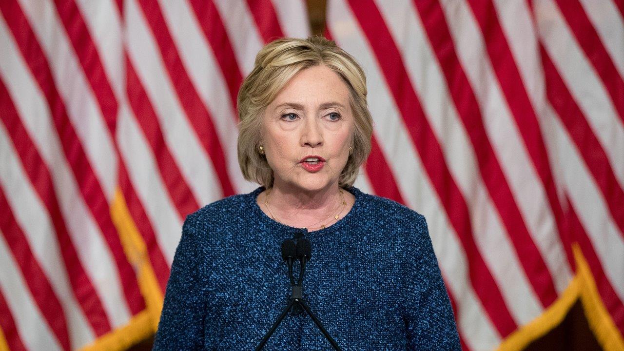 Clinton says she regrets 'deplorables' comment
