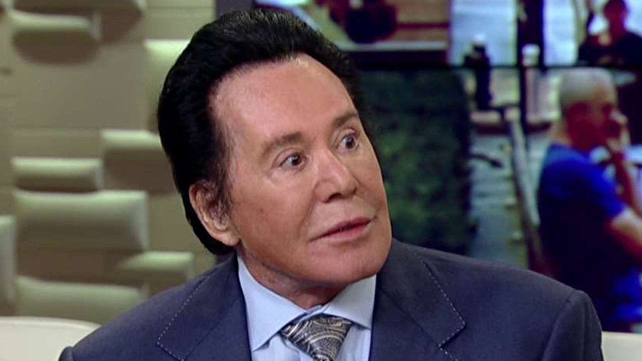 Wayne Newton on the presidential race, anthem protests