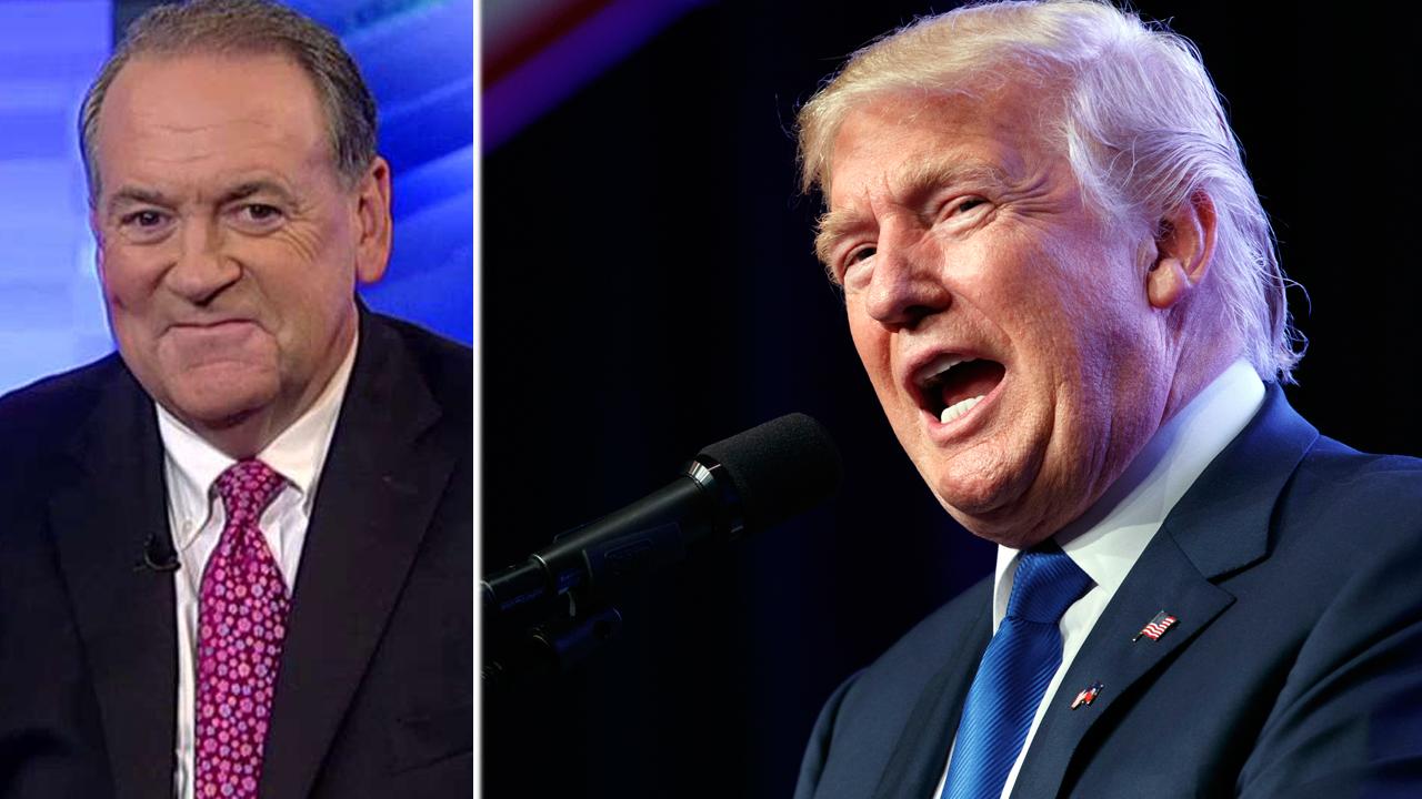 Mike Huckabee: There's No Evidence That Trump Is Racist; Chris ...