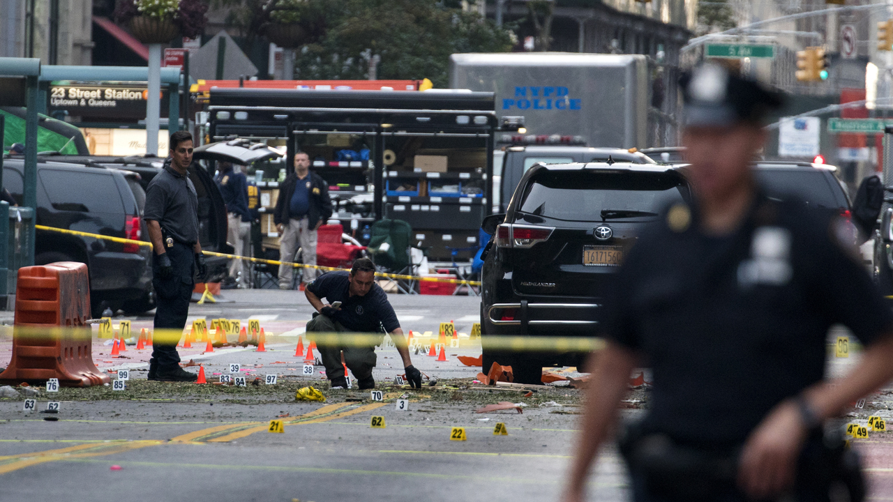 NYPD gather physical evidence from Chelsea blast scene