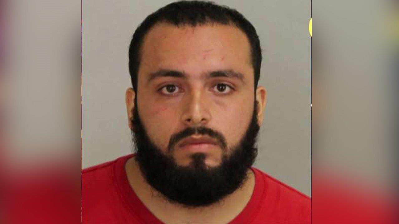 Federal charges filed against NY, NJ bomb suspect