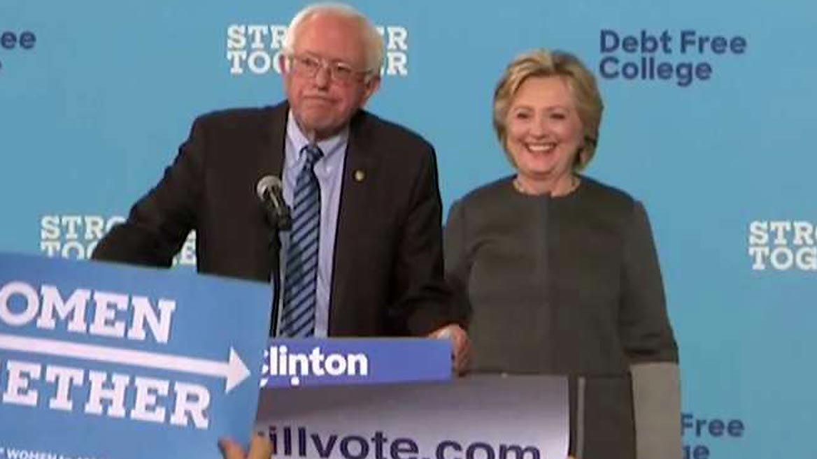 Bernie Sanders campaigns with Clinton in New Hampshire