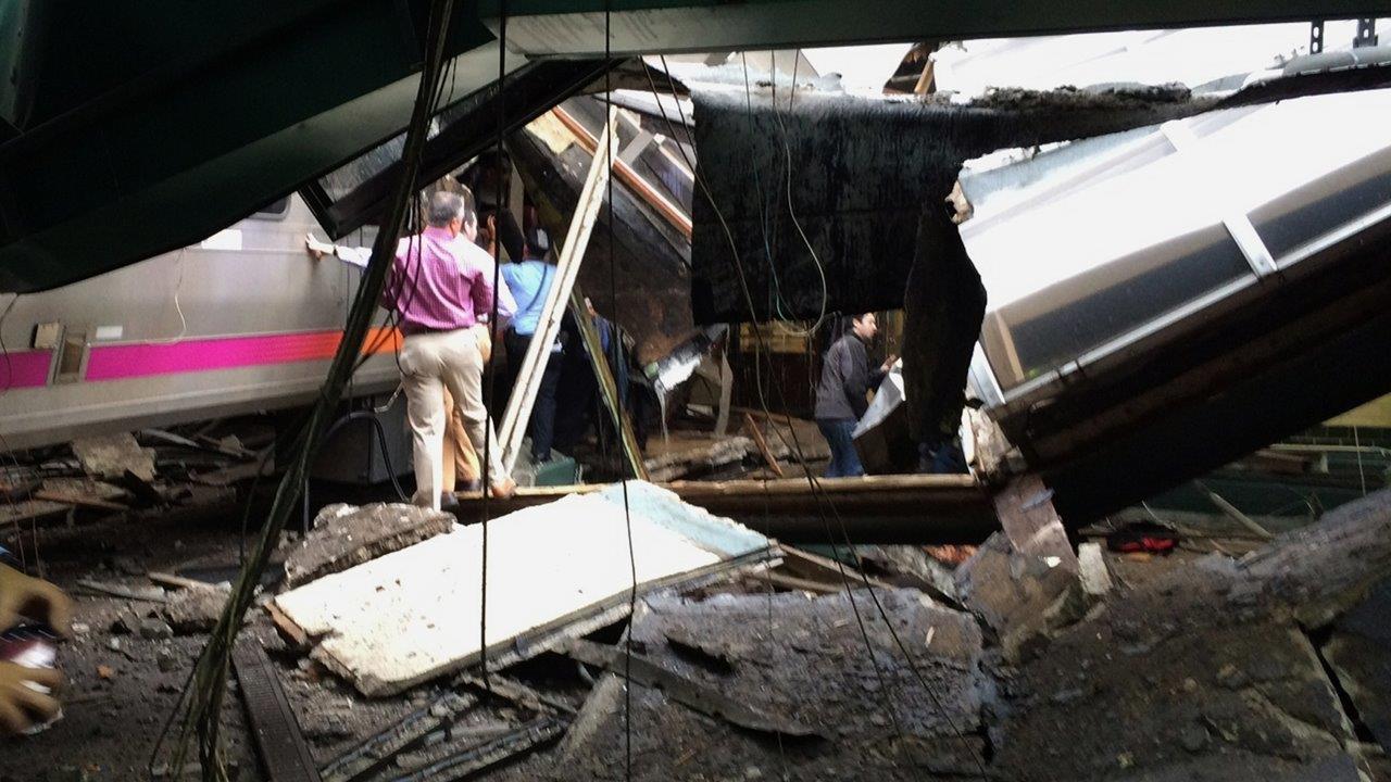 1 dead, over 100 injured in New Jersey train crash