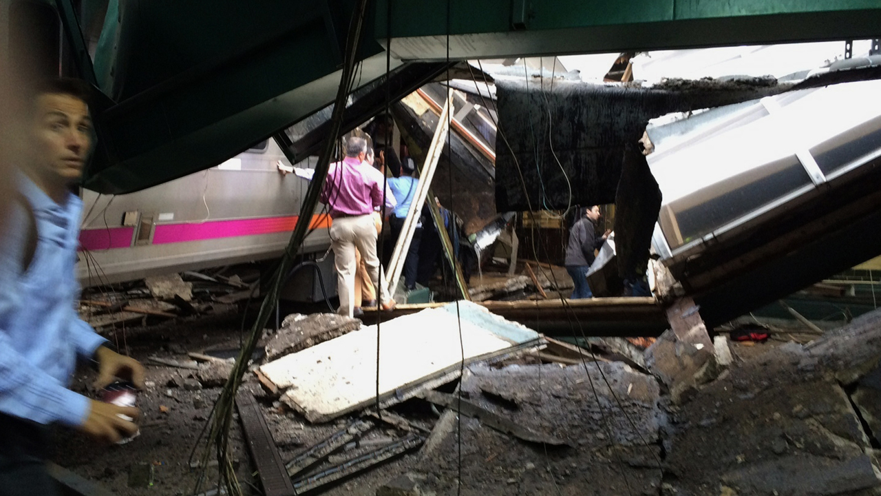 NTSB recovers one data recorder from New Jersey train crash