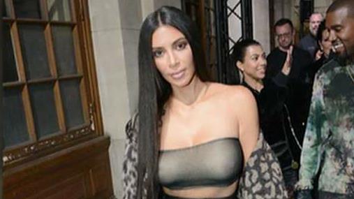Kim Kardashian held at gunpoint at Paris hotel