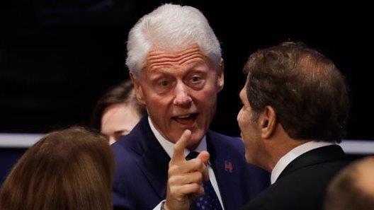 Cal Thomas: Media ignoring Bill Clinton's behavior