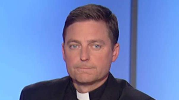 Father Morris: Clinton camp mocking Catholics is 'bigotry'