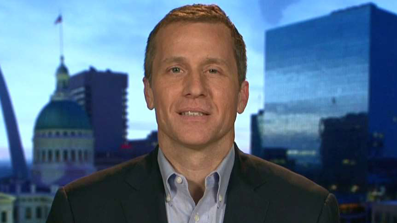 Former Navy SEAL closes gap in Missouri governor's race