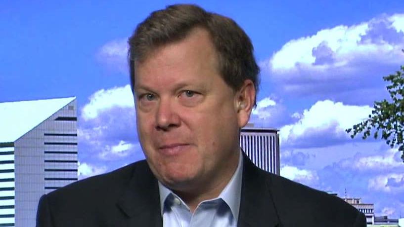 Peter Schweizer reacts to Clinton's answers about charity