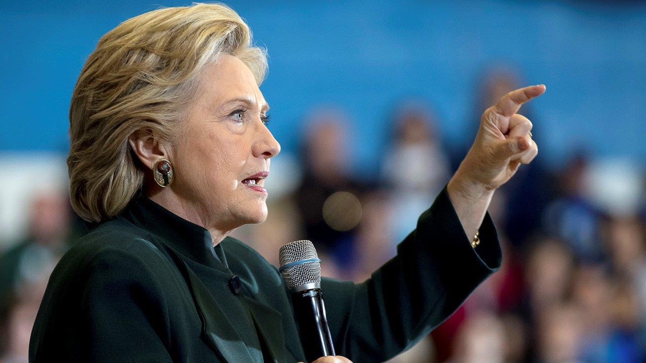 Video shows Clinton lecturing State Dept. on cybersecurity
