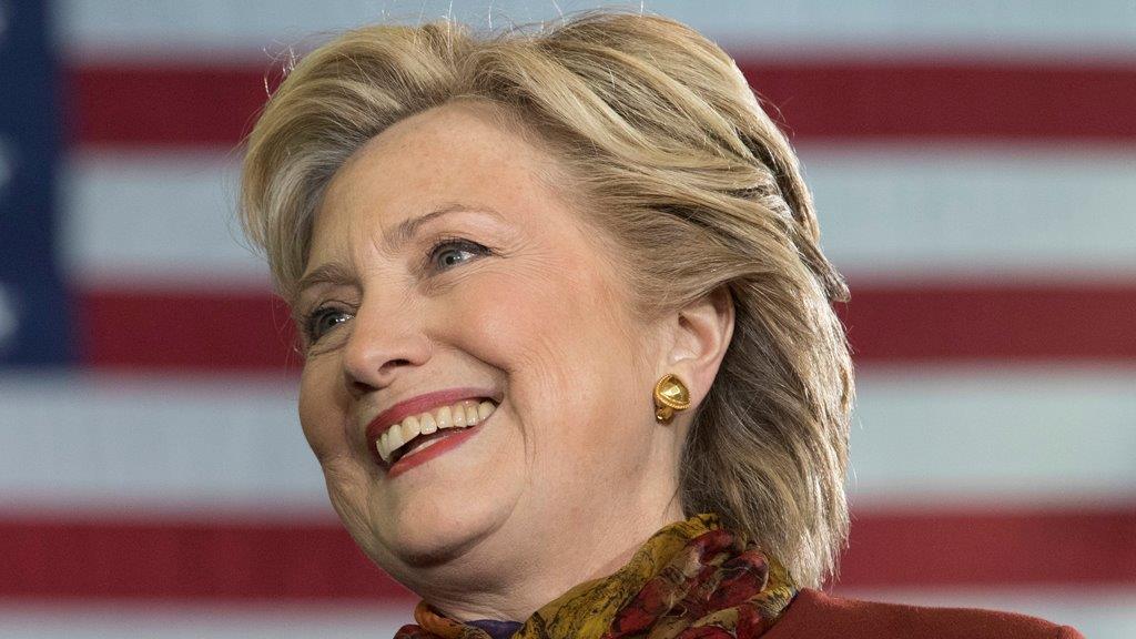 Clinton shifts focus to help down-ballot Democrats