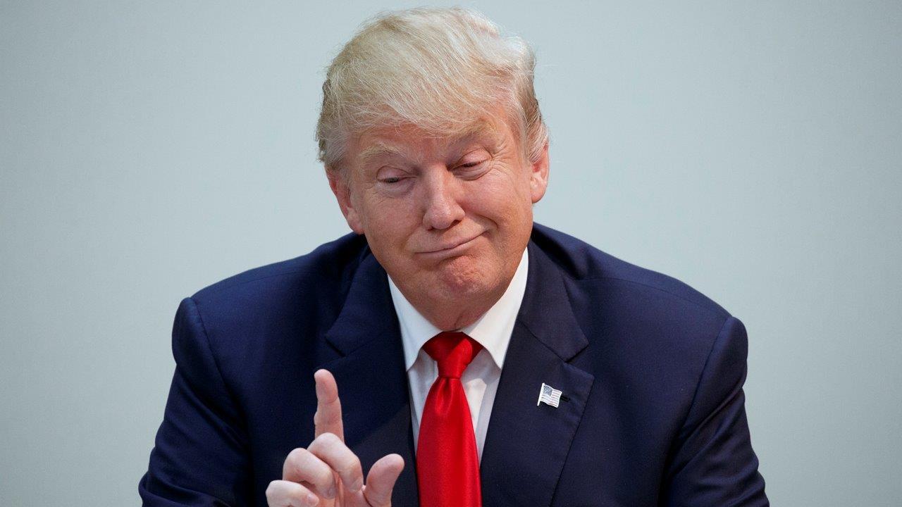 Trump claims he's winning, Dems, media using phony polls