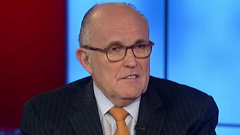 Giuliani: FBI did 'irresponsible' investigation on Clinton