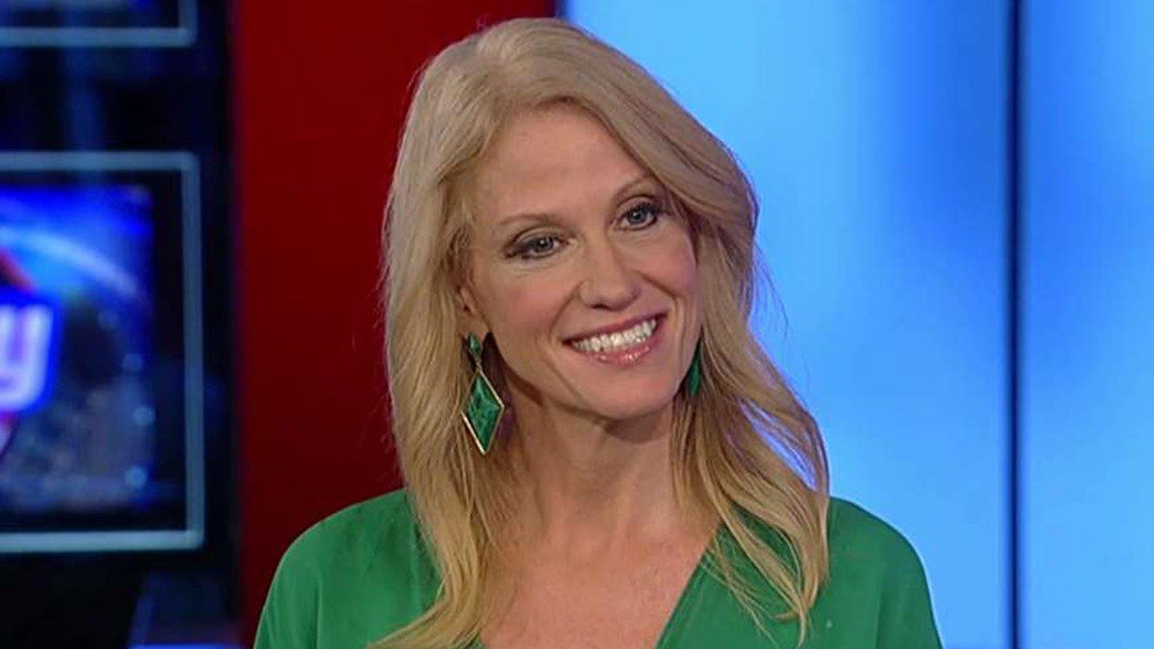 Kellyanne Conway: Clinton 'lies for a living'