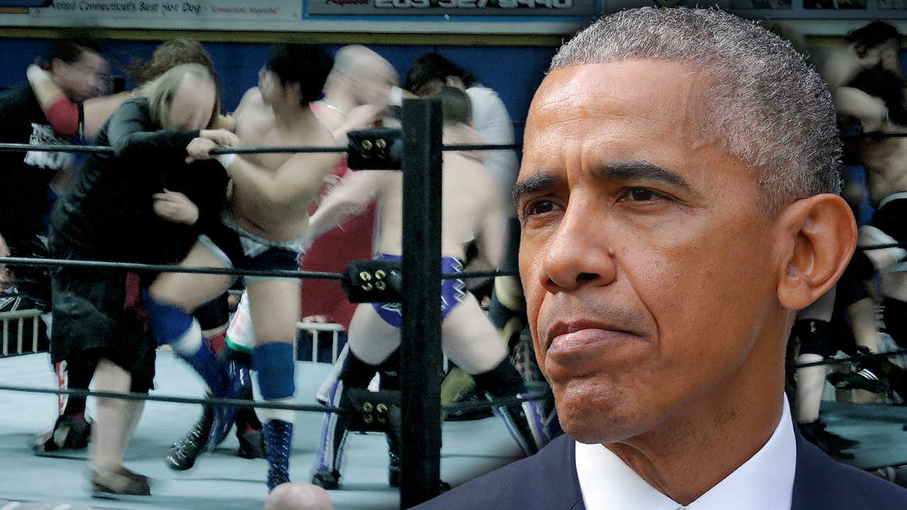 Wrestlers give advice to dejected Democrats