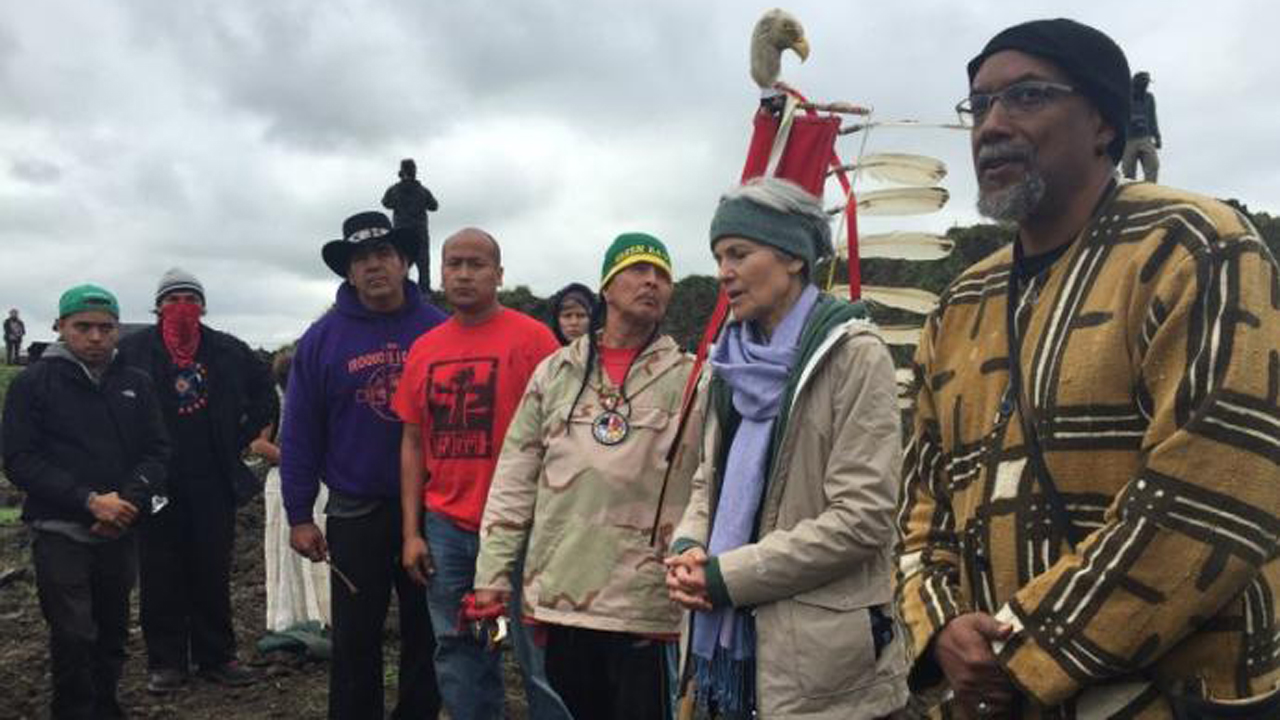 Dakota Access Pipeline protestors ordered to evacuate 
