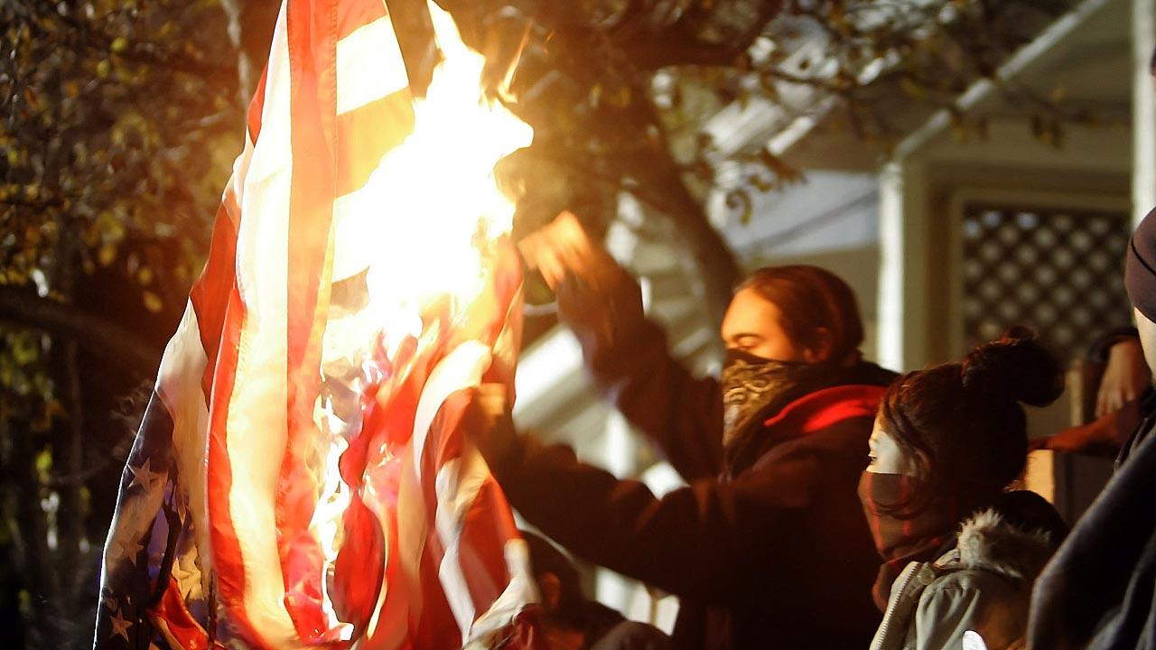 Campus flag-burning sets off First Amendment debate