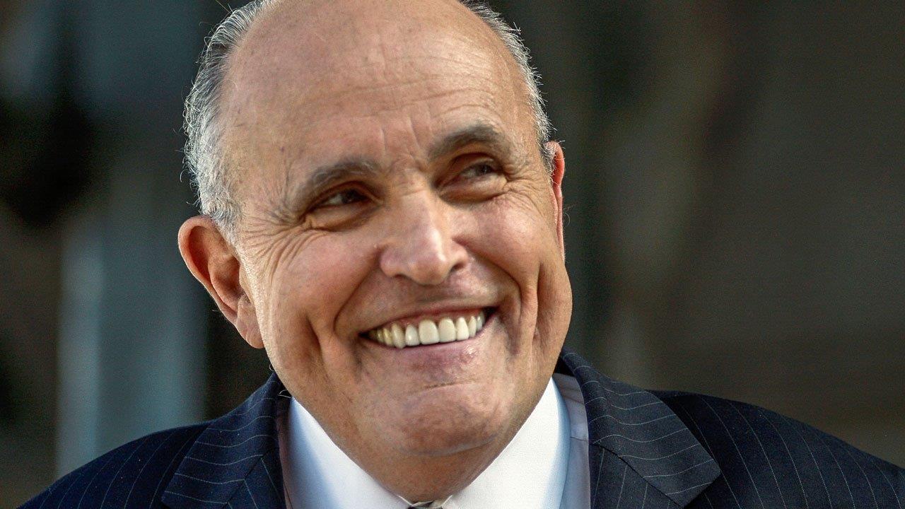 Giuliani: I could play a better role being on the outside