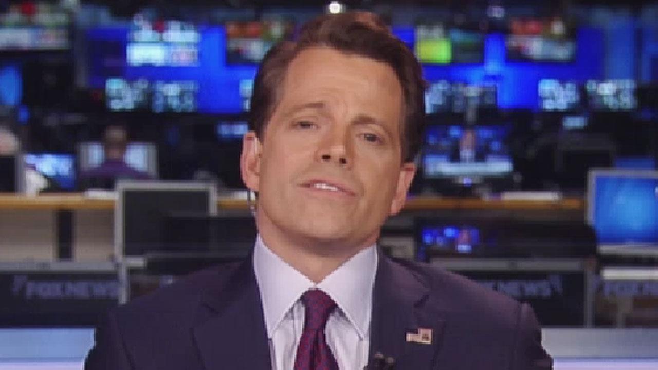 Scaramucci: Trump is not going to war with the unions