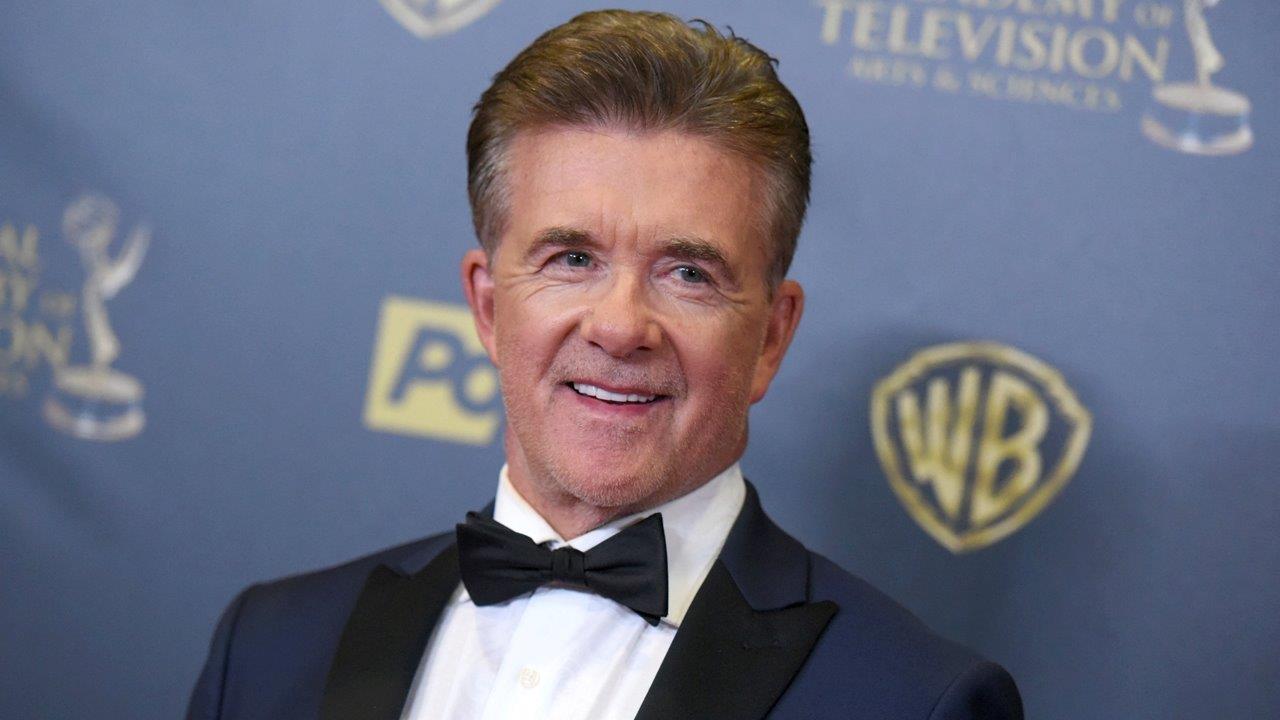 Actor Alan Thicke dead at 69
