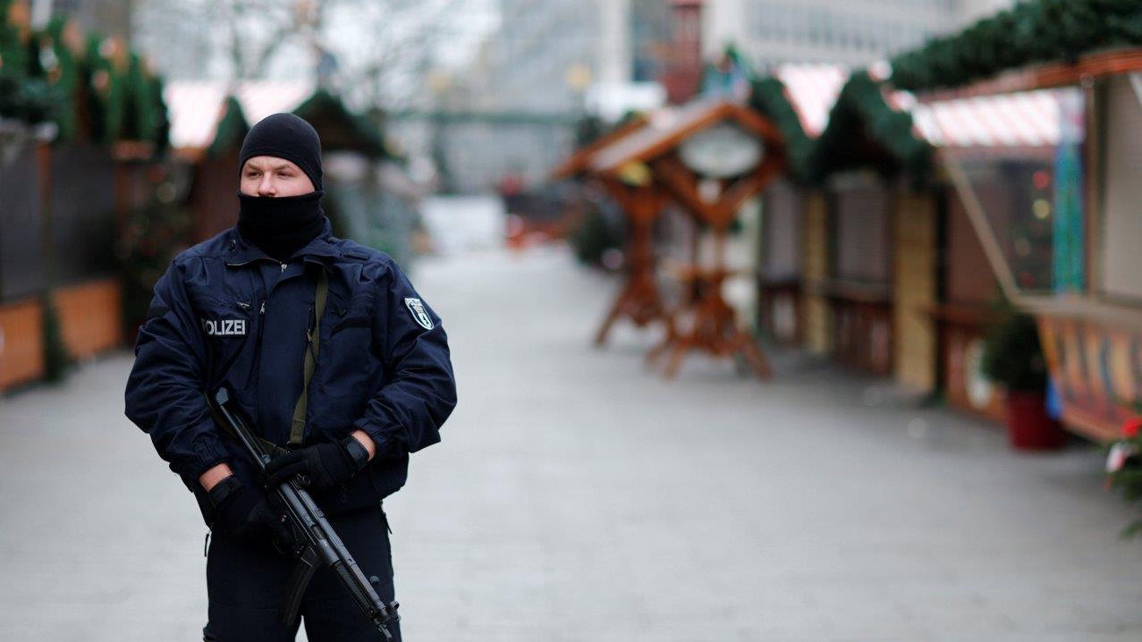 Report: Berlin terror suspect a Tunisian refugee