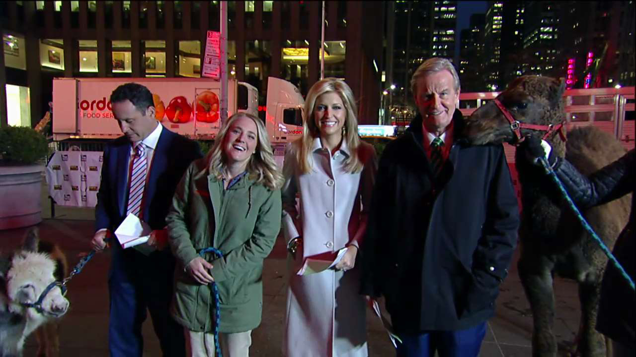 Christmas Nativity comes to life on 'Fox & Friends'