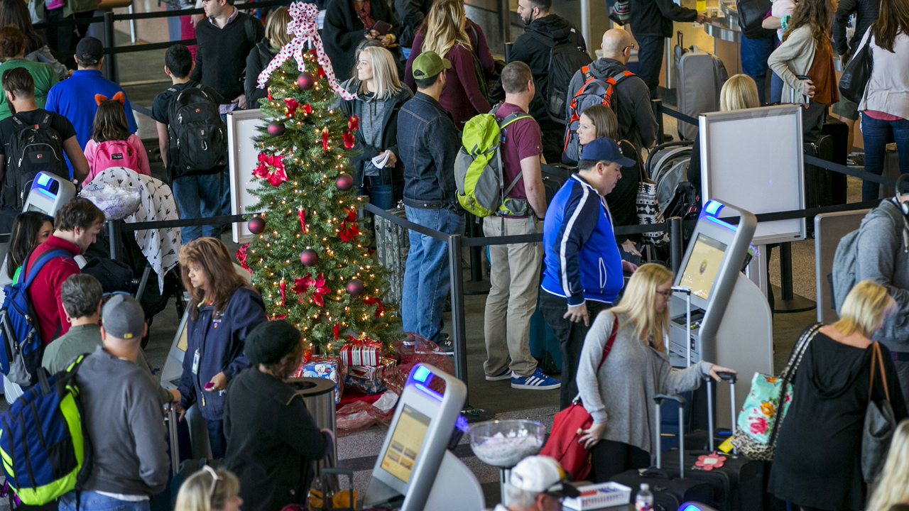 Airports brace for massive holiday travel rush