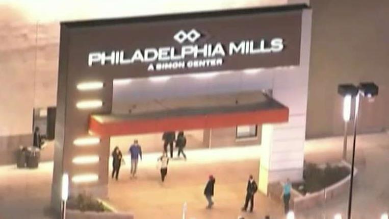 Four arrested in planned Philadelphia mall fight