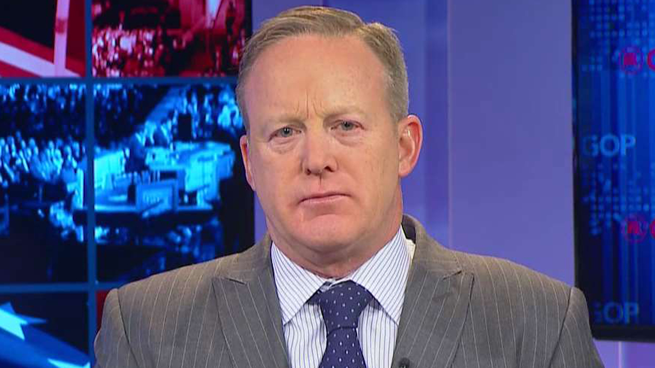 Spicer: DNC ignored law enforcement on hacking