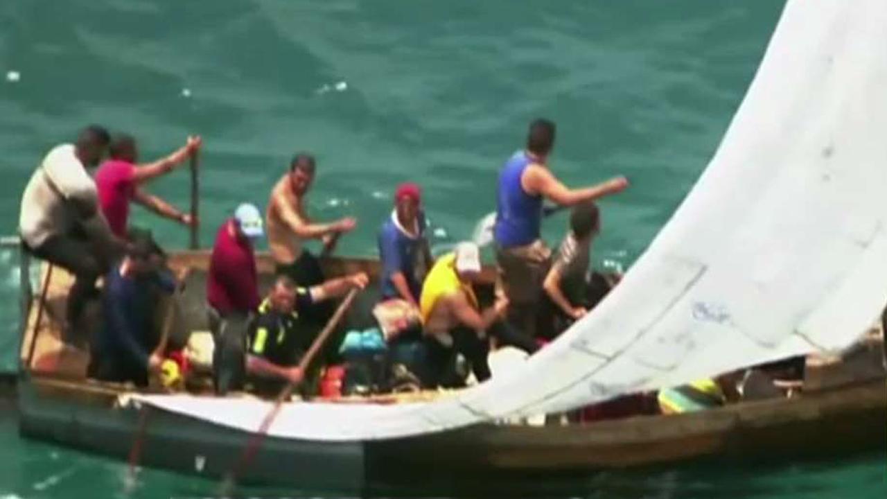Obama ends 'wet foot, dry foot' policy for Cuban refugees