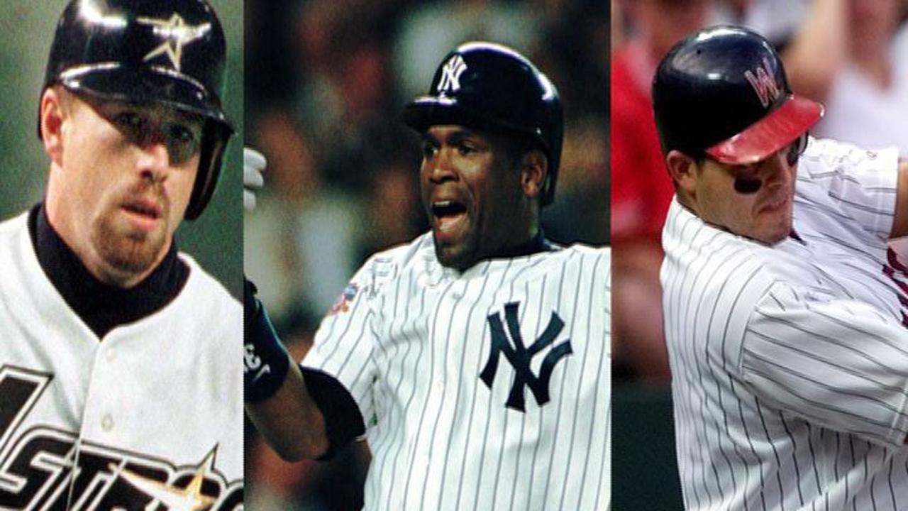 Bagwell, Raines, Ivan Rodriguez elected to Hall of Fame
