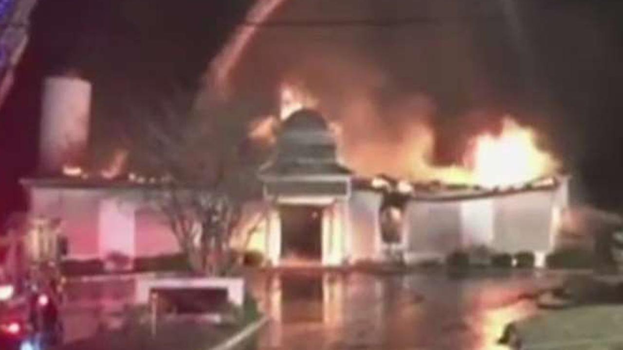 Community supports Muslim congregation after mosque fire