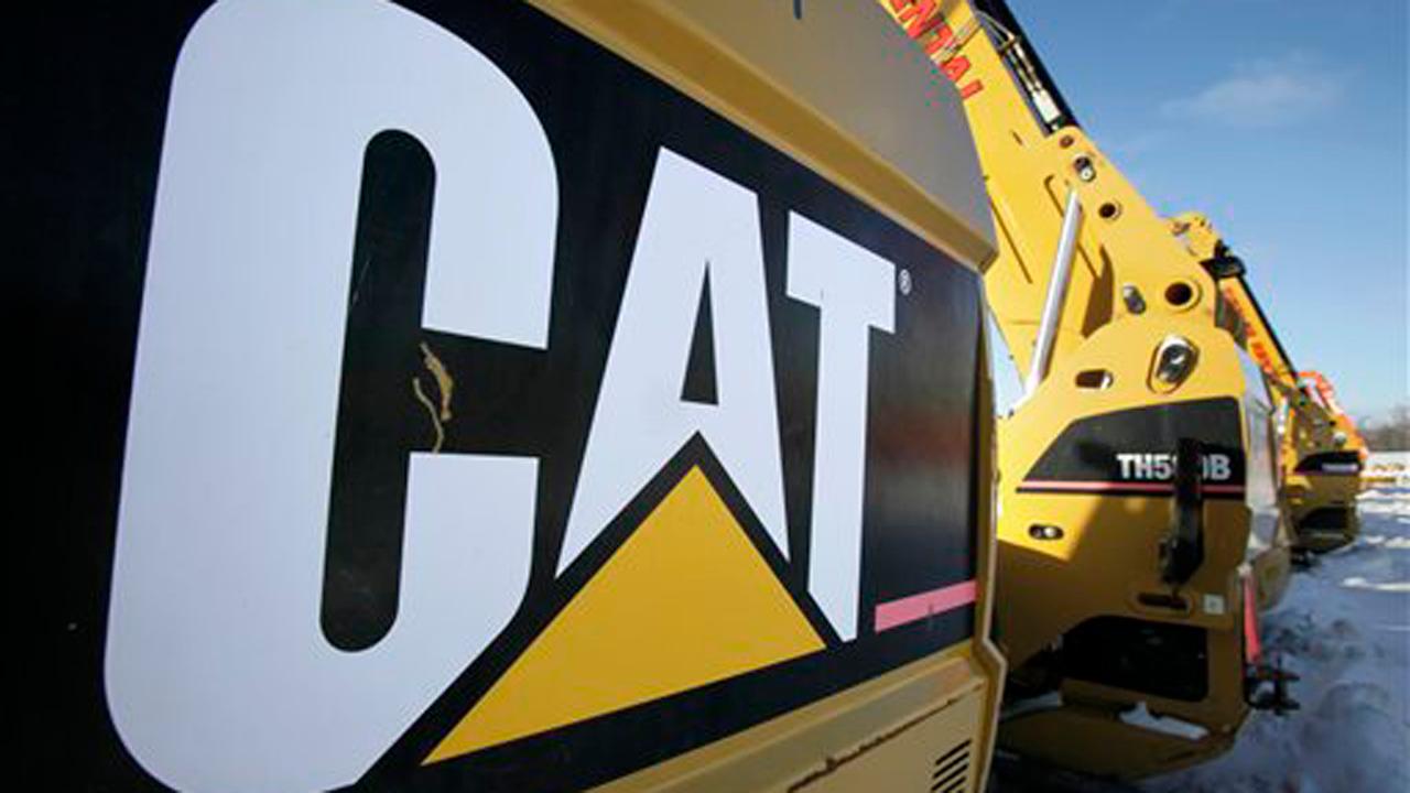 Federal agents raid Caterpillar offices in northern Illinois