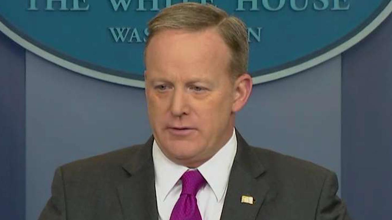 Spicer: Conservatives can't believe ObamaCare is effective 