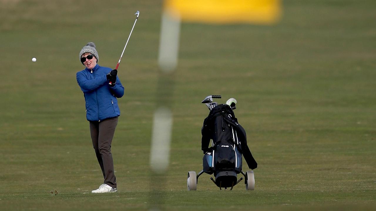 World’s oldest golf club votes to admit women as members