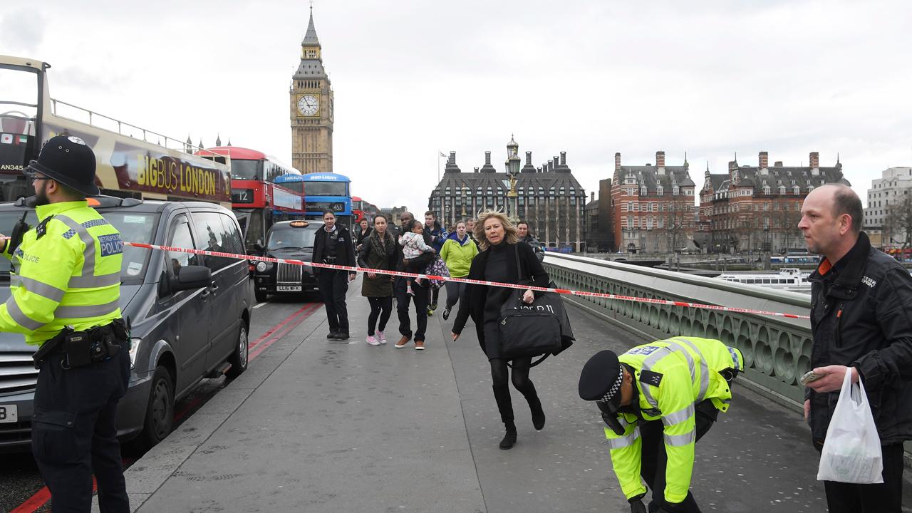 Scotland Yard: Full counterterrorism investigation under way
