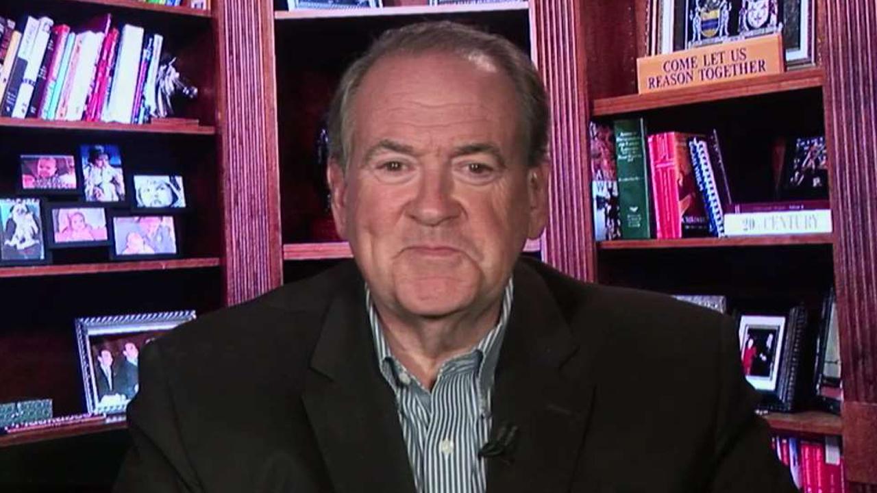 Huckabee: Trump elected to be vertical in a horizontal DC 