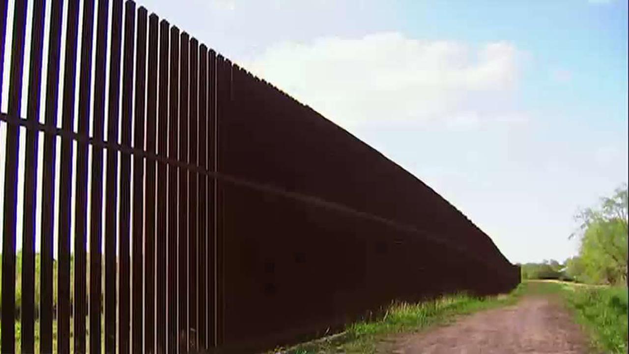 Border wall faces legal battles over eminent domain in Texas